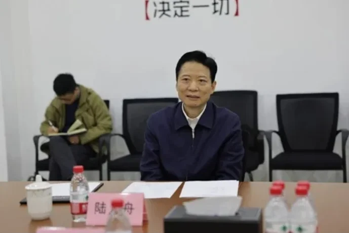 Lu Fangzhou leads a delegation to Sunwise — original image