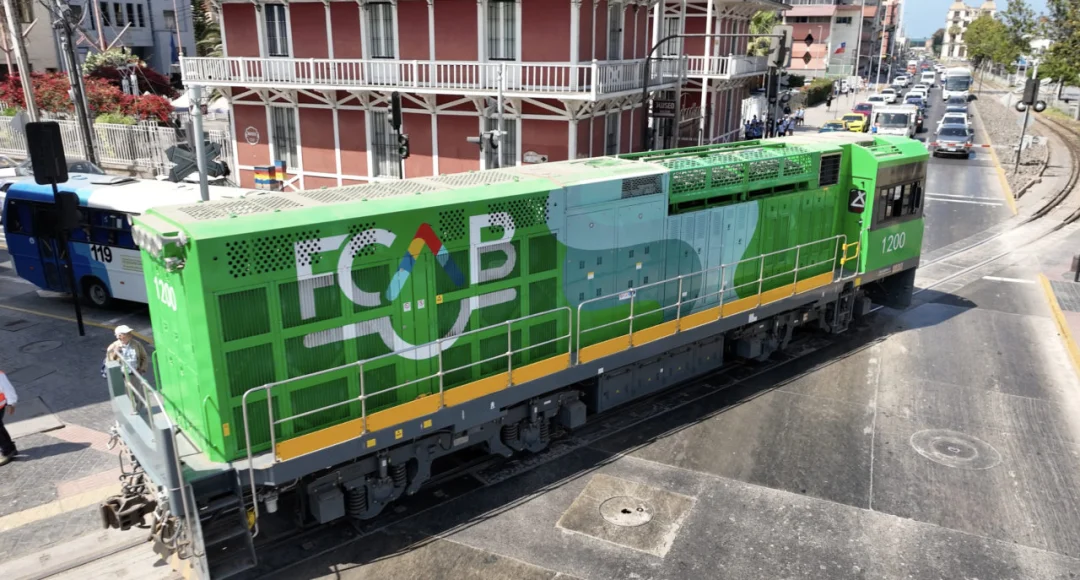 Sunwise supports CRRC Qishuyan's hydrogen locomotive for South American railways — original image