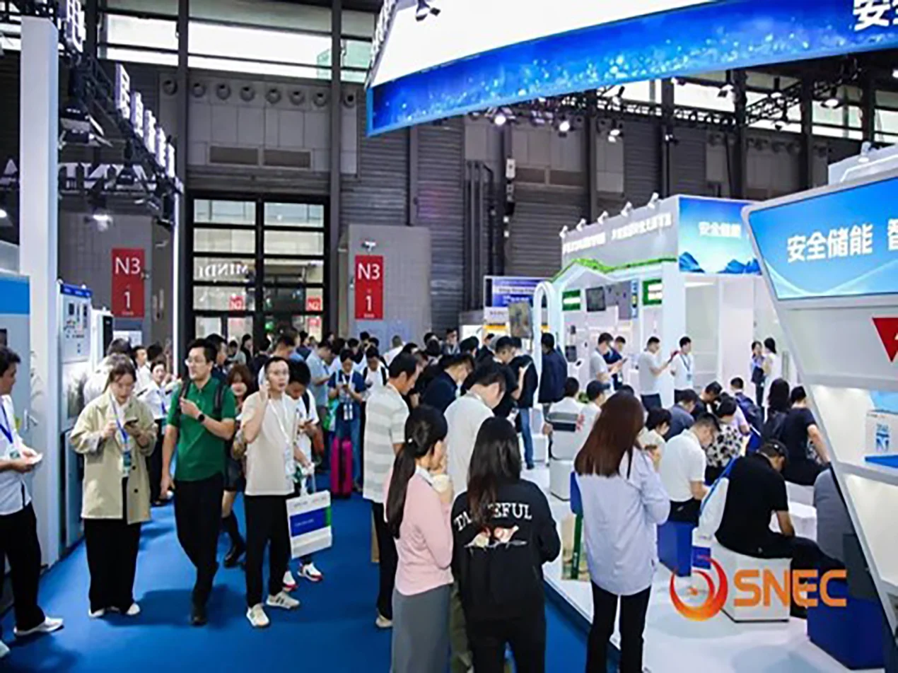 Sunwise exhibits at SNEC 2024 energy storage and hydrogen exhibition in Shanghai — original image