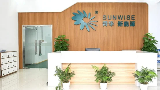 Sunwise General Manager Liu Shaojun speaks to People's Daily Online — original image