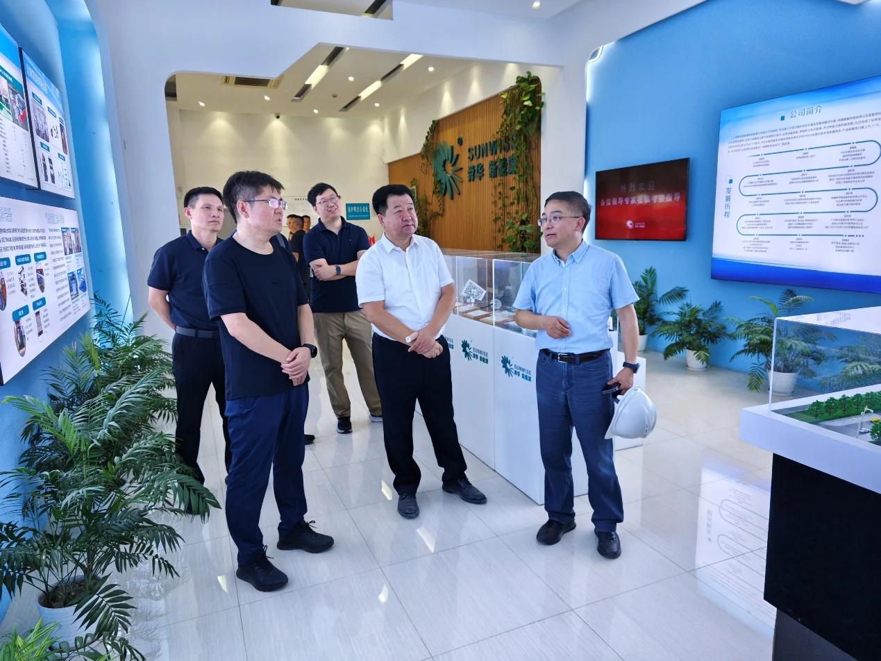 Jingcheng Machinery Electric executives visit Sunwise — original image