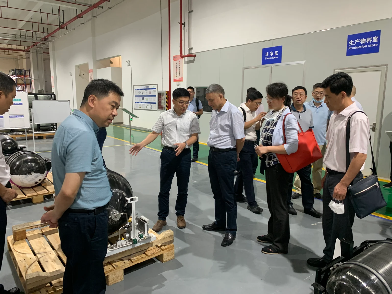 Yichang Deputy Mayor Wang Yinghua visits Sunwise — original image